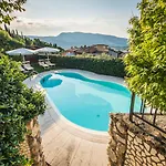 La Rubiana 4*
