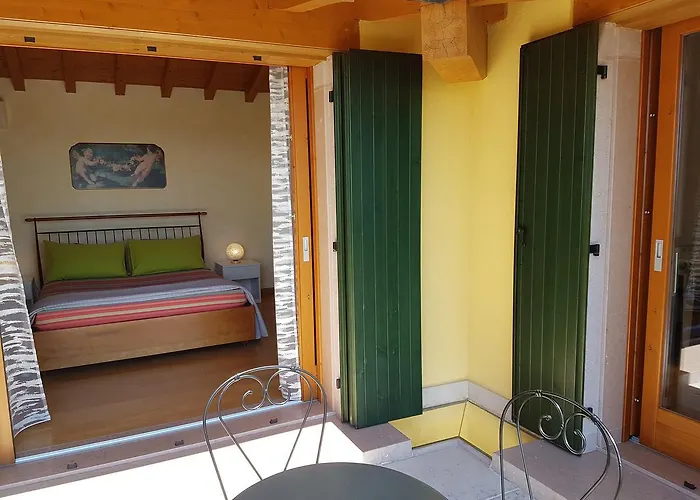 La Rubiana Oda ve Kahvaltı 4*